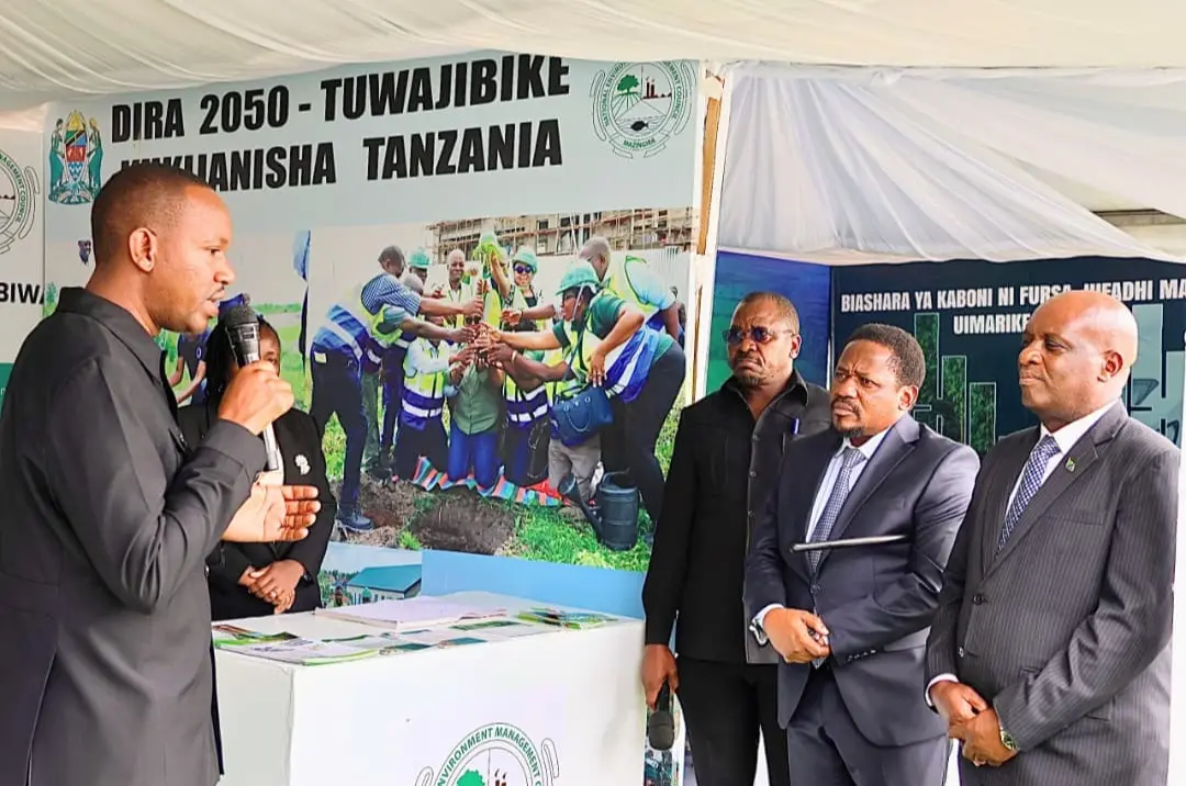 NAIBU WAZIRI, OFISI YA MAKAMU WA RAIS, MHE. REUBEN KWAGILWA AZURU BANDA LA NEMC MAONESHO KUELEKEA SIKU YA MAZINGIRA DUNIANI