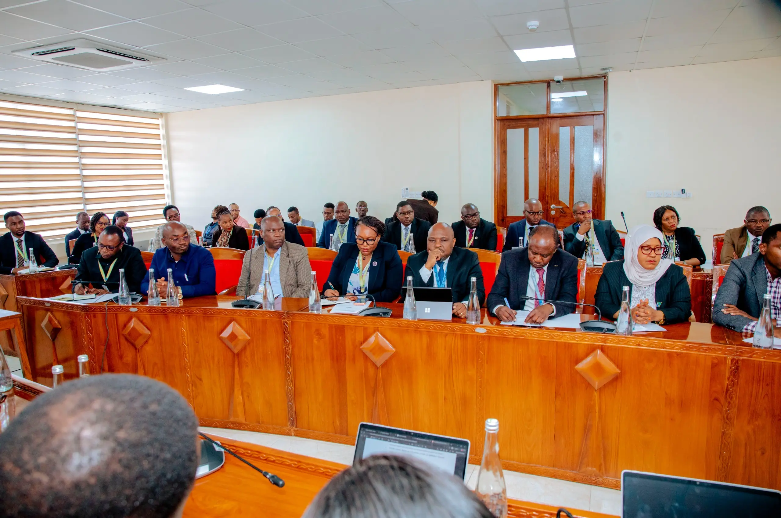 NEMC YAKUTANA NA KAMATI YA KUDUMU YA BUNGE YA BAJETI