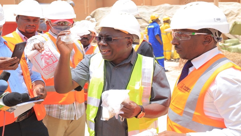 NEMC YATEKETEZA TANI 44.4 ZA VIFUNGASHIO VYA PLASTIKI VISIVYOKIDHI VIWANGO cover image