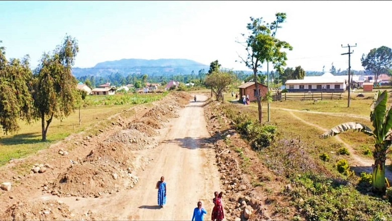 NEMC YAJIZATITI KULINDA VYANZO VYA MAJI UJENZI WA BARABARA BUSEKELO cover image