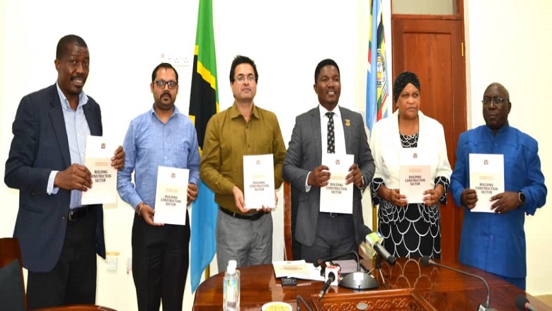 ​WAZIRI JAFO AZINDUA MWONGOZO WA UKAGUZI WA MAZINGIRA MIRADI YA UJENZI cover image