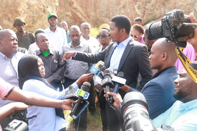 WAZIRI JAFO AZIAGIZA MAMLAKA HUSIKA KUFANYA TATHIMINI YA MILIMA ILIYOPO KATIKA JIJI LA DODOMA cover image