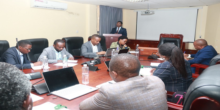 ​WAZIRI JAFO AWATAKA MAAFISA MAZINGIRA NCHINI KUSIMAMIA SHERIA YA MAZINGIRA KWENYE MAENEO YAO cover image