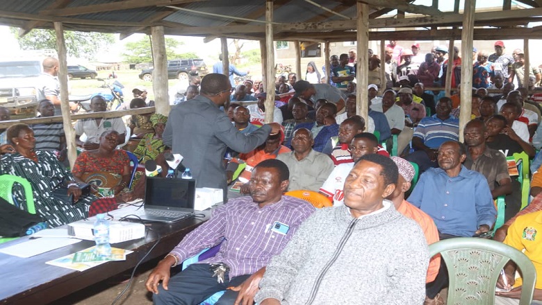 ​NEMC YAPIGA KAMBI KANDA YA ZIWA, ELIMU YA MATUMIZI SAHIHI YA ZEBAKI YATOLEWA. cover image