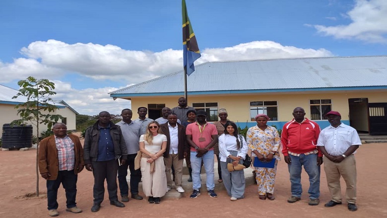 ​NEMC NA TIMU YA UFUATILIAJI MIRADI KUTOKA MFUKO WA KUHIMILI MABADILIKO YA TABIANCHI YATUA MANYONI cover image