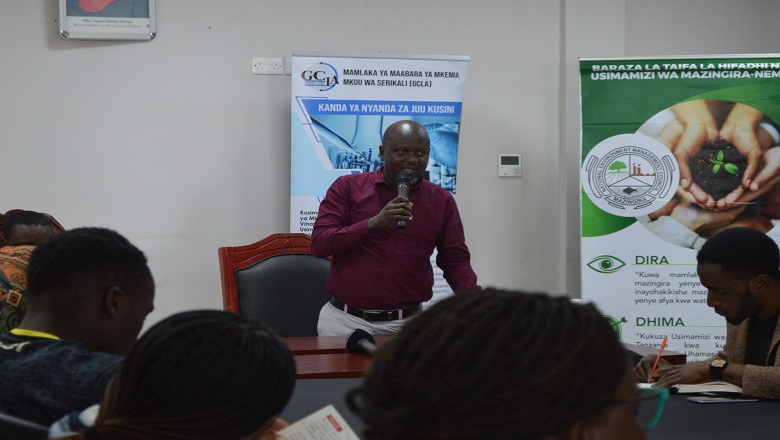 ​MAAFISA FORODHA MPAKA WA TUNDUMA NA MAAFISA MAZINGIRA WA MIKOA YA SONGWE NA MBEYA WAPATIWA MIONGOZO NA ELIMU YA MATUMIZI SALAMA YA ZEBAKI cover image