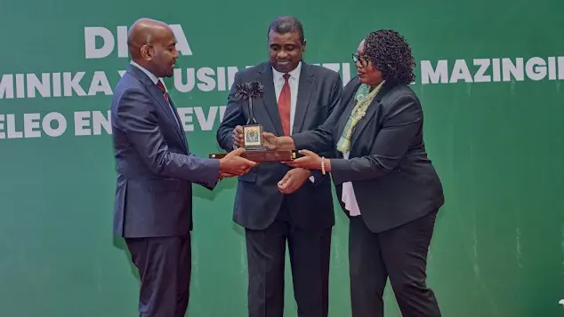 NEMC YAMTUNUKU MHE. RAIS SAMIA TUZO YA MAZINGIRA