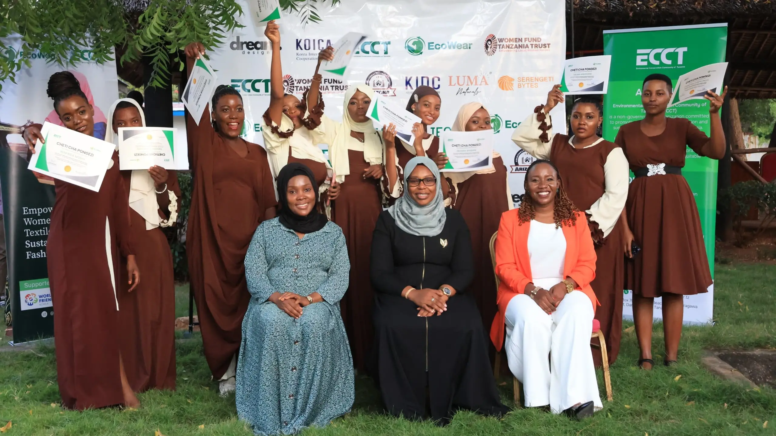 NEMC NA ECCT WAHITIMISHA WANAFUNZI WA MRADI WA ECOWEAR